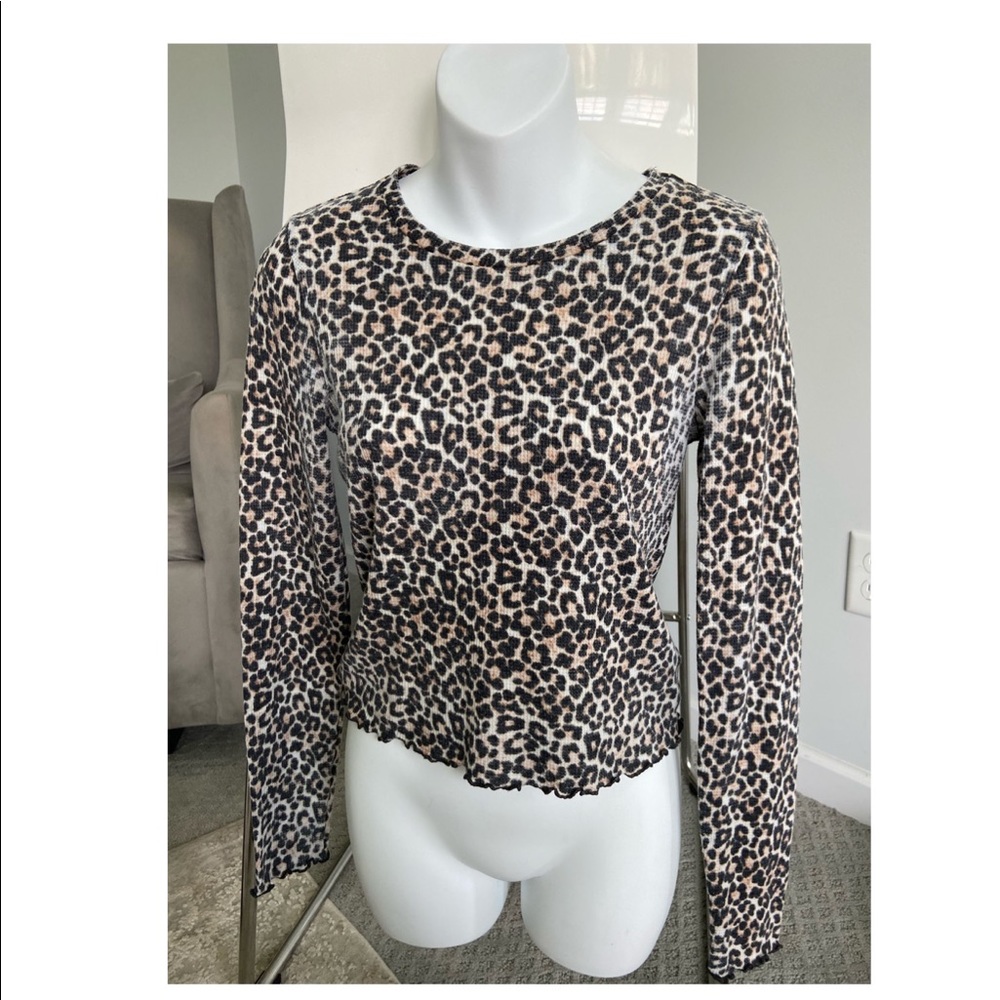American Eagle Leopard Long-sleeve